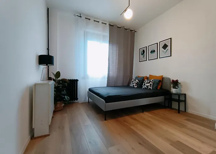 Designed Overlooking San Siro Appartement