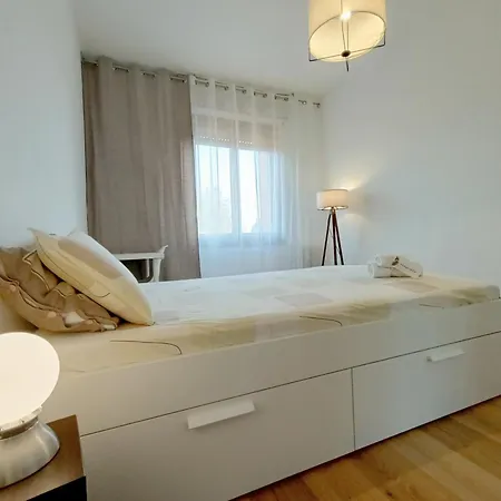 アパート Designed Overlooking San Siro