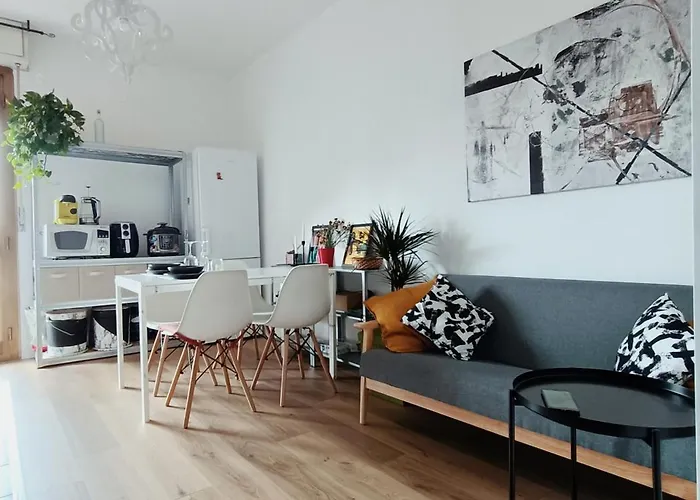 Apartament Designed Overlooking San Siro