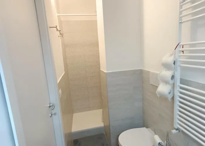 Designed Overlooking San Siro アパート