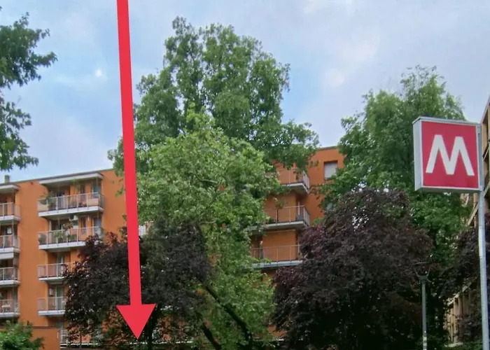 Designed Overlooking San Siro * ミラノ